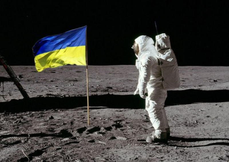 Кучмой теперь работает Зеленский, но Украина по-прежнему контролирует космос
