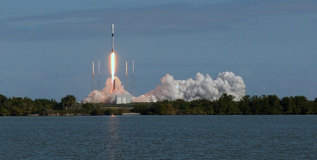 SpaceX, ракета SpaceX, освоение космоса, украинский спутник 