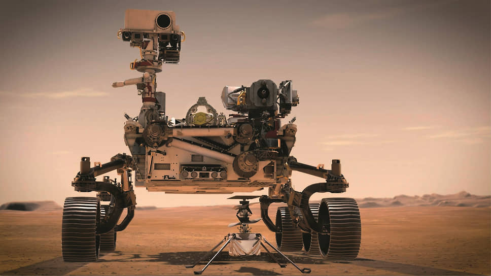 Дрон Ingenuity массой 1,8 кг оснащен только камерами. Основная его задача – проверить возможность полета в разряженной атмосфере Марса. Поэтому его двойной соосный винт имеет широкие лопасти и очень высокую скорость вращения. Источник энергии – солнечная батарея.
