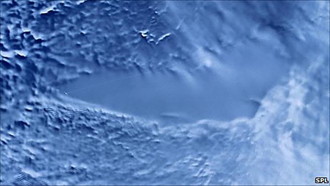 Радиолокационное изображение озера Восток, полученное со спутника RADARSAT.
