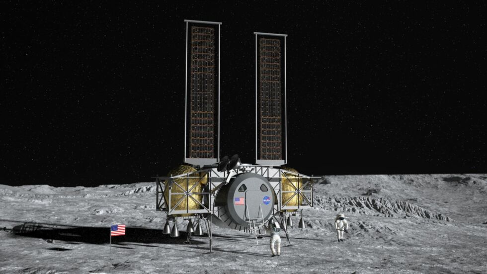 Лунный посадочный модуль Dynetics Human Landing System использует крупные солнечные батареи, которые могут стать его уязвимым местом / ©NASA