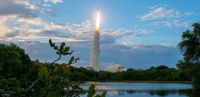 Украина поставит дополнительные 10 двигателей для европейской ракеты Vega - Фото