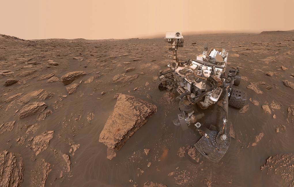 Марсоход Curiosity на Марсе NASA/JPL-Caltech via AP