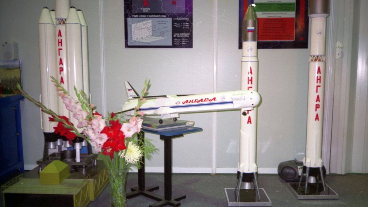 Макет возвращаемого ракетного блока