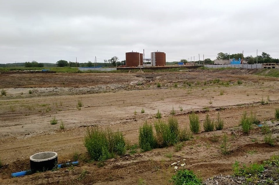 Пока строительная площадка мало напоминает будущий космический комплекс height=100% width=100%