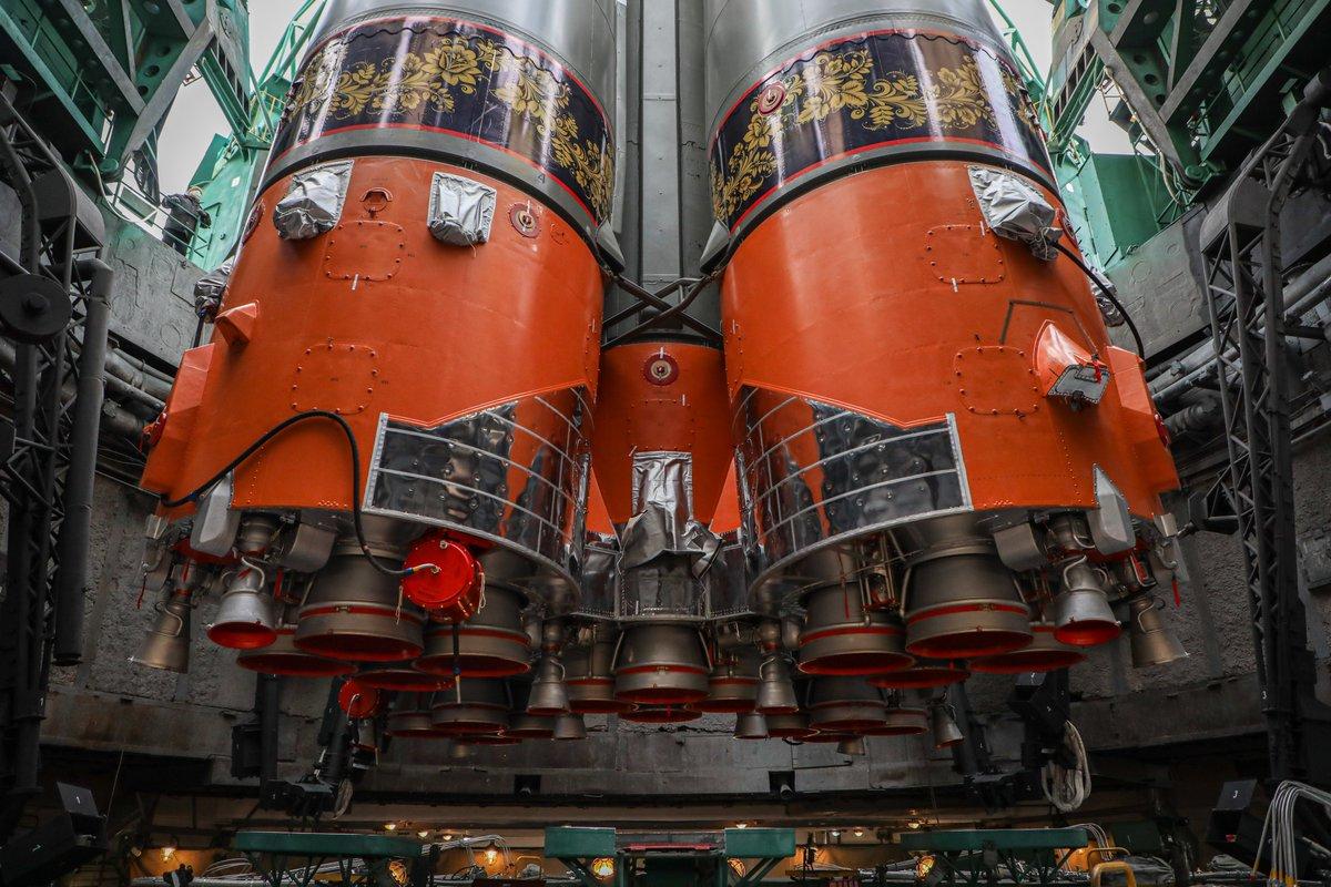 Компенсация секвестров: Роскосмос готовит новый полёт человека на Луну