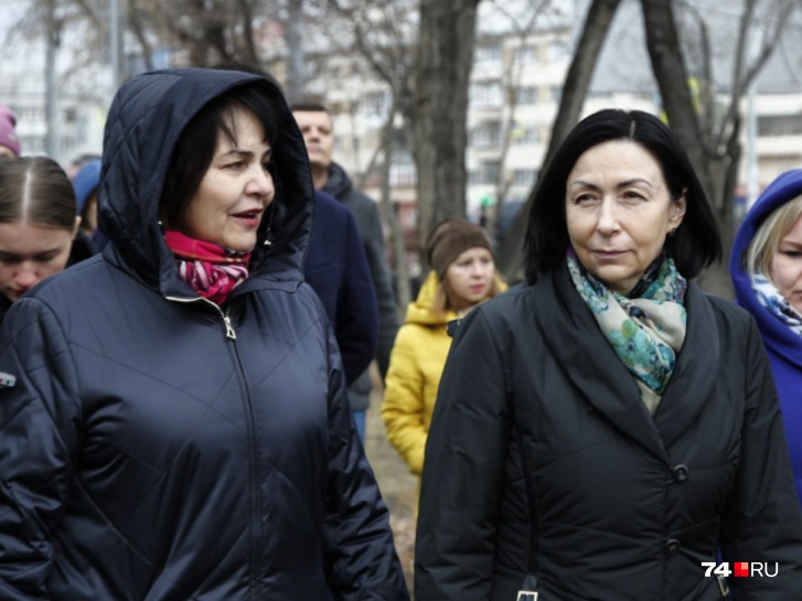 Глава Тракторозаводского района Галина Гаврилова (слева) провела экскурсию для Натальи Котовой