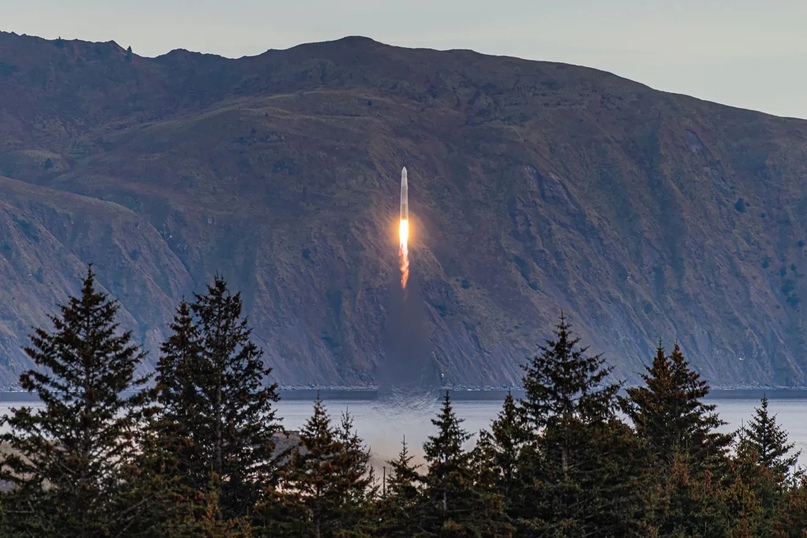 Первая из серии трёх итераций ракеты Astra взлетает в сентябре 2020 года с космодрома компании в Кодьяке, штат Аляска. Фото: Джон Краус / Astra