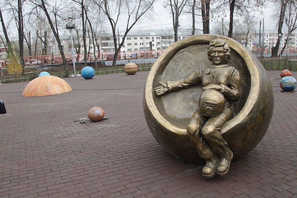В Челябинске появился свой памятник 