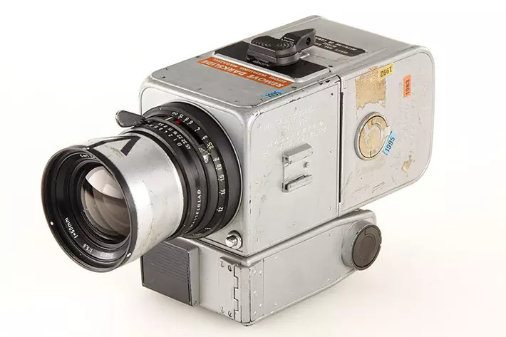 Единственный фотоаппарат, вернувшийся с Луны на Землю