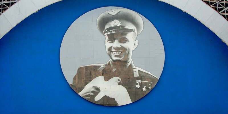 Десятиметровое панно под куполом: на ВДНХ вернули знаменитый фотопортрет Гагарина