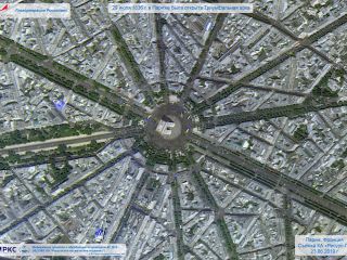 В 1836 г. в Париже была открыта Триумфальная арка