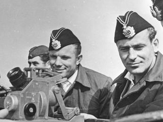Ю.А. Гагарин и Г.С. Титов в гостях у моряков Черноморского флота, 01.06.1962 г