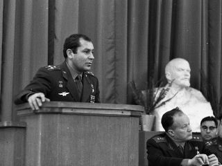 Г.С. Титов выступает на партийной конференции, 1968 г.
