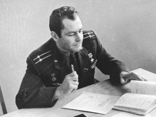 Лётчик-космонавт Г.С. Титов  на занятиях в Военно-воздушной академии имени Н. Е. Жуковского, 1967 г.