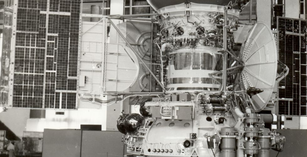 Автоматические станции «Венера-11, -12»