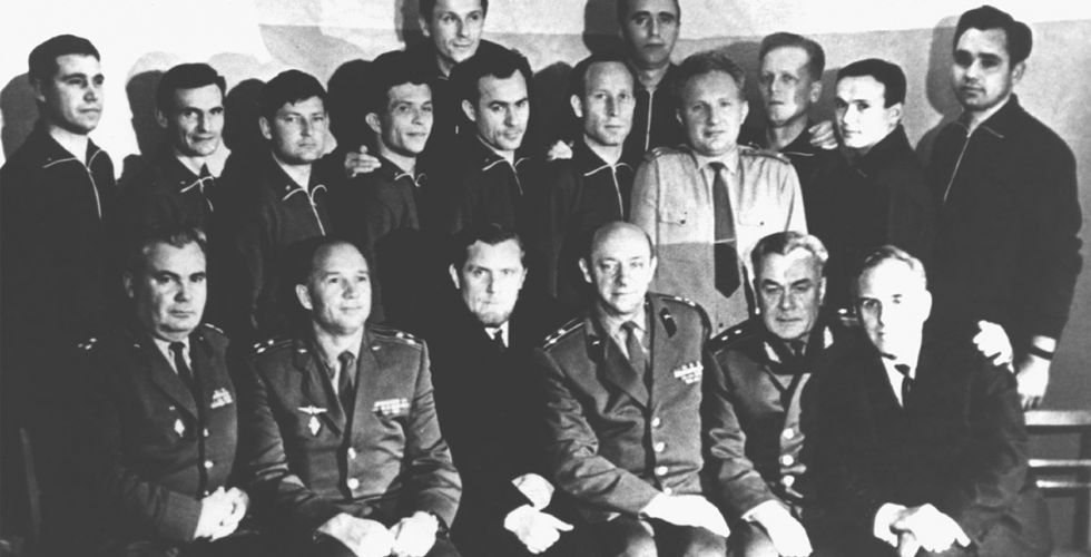 Члены Государственной комиссии с экипажем «Лунохода»