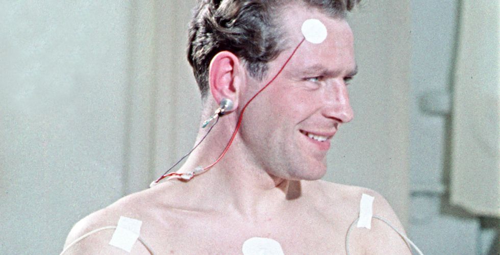 Космонавт Г.С. Титов во время предстартового медицинского обследования