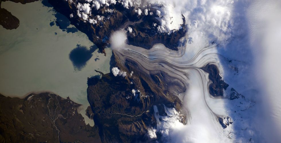 Наблюдение за ледниками Патагонии с борта МКС. Фото: космонавт Роскосмоса Антон Шкаплеров