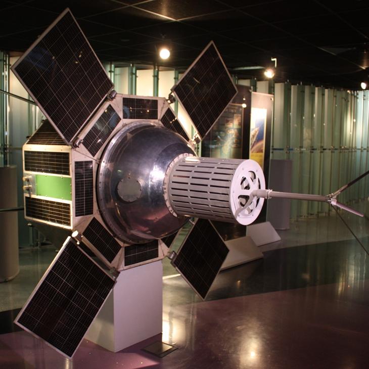 Самый большой космический аппарат. Космический аппарат 14ф156 "Раздан" ЦСКБ Прогресс. Кондор космический аппарат. Спутник электрон 2. Космический аппарат Бепи Коломбо.