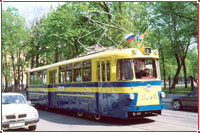 Трамвай ЛМ-57 на Садовой улице