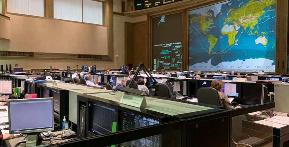 Центр управления полетами ЦНИИмаш во время расстыковки