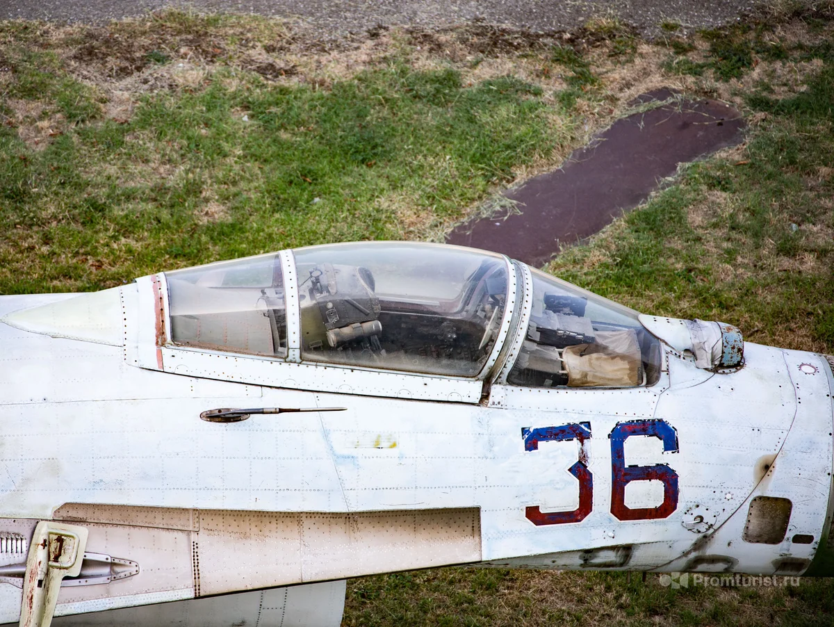 Как Василий на СУ-27 слил топливо (в воздухе) на кабину самолёта НАТО. Я нашёл ту самую «сушку» и сделал фото ✈️💦😧 height=902px width=1200px