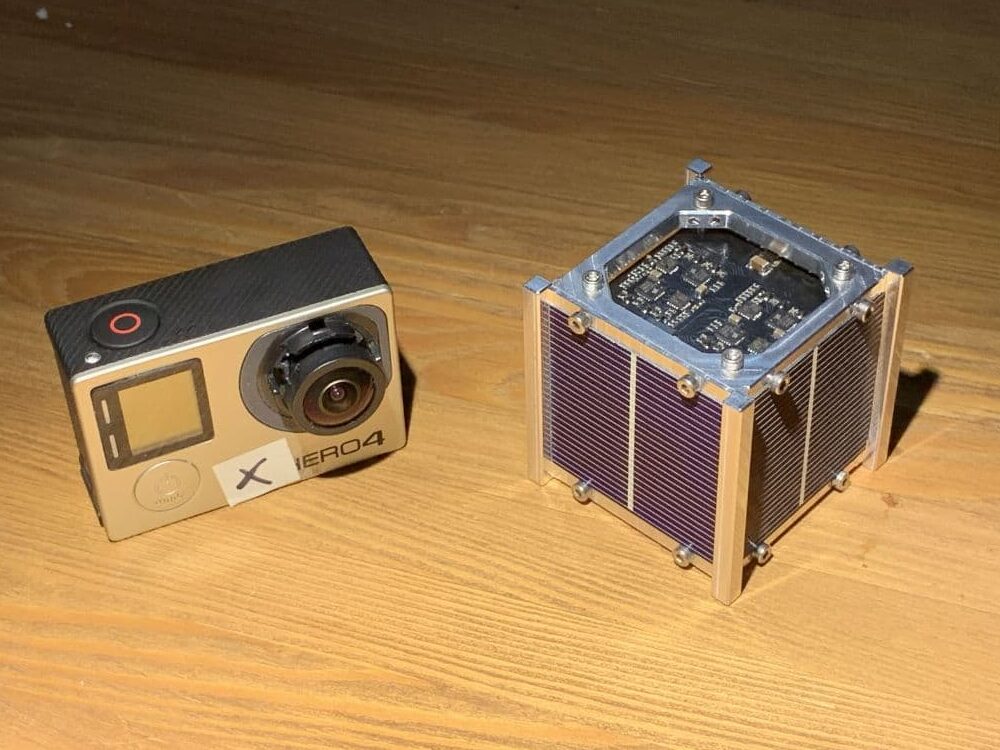 Малая ка. Конструкция корпуса CUBESAT.