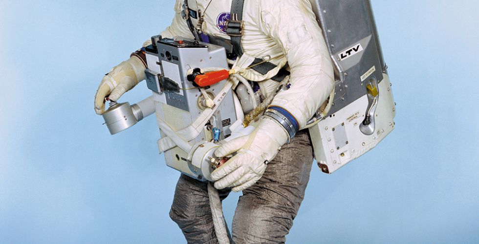 Astronaut Maneuvering Unit ранцевого типа