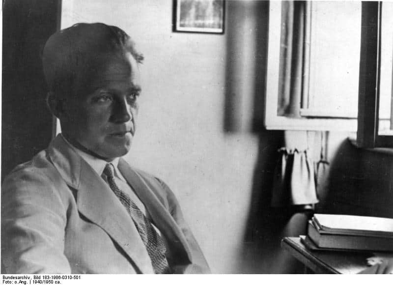Вернер Гейзенберг, 1940 год, начало работ над немецким ядерным проектом. В 1932 году, в возрасте 31 года, он получил Нобелевскую премию по физике / ©Wikimedia Commons