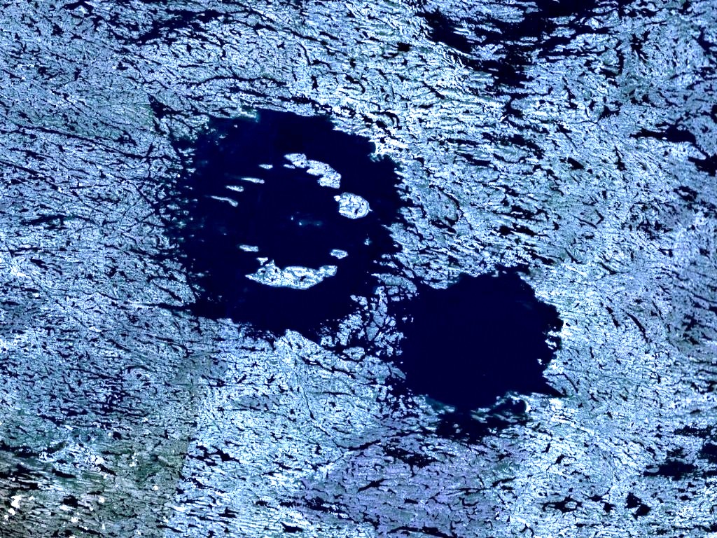 Кратер Клируотер снимок из космоса