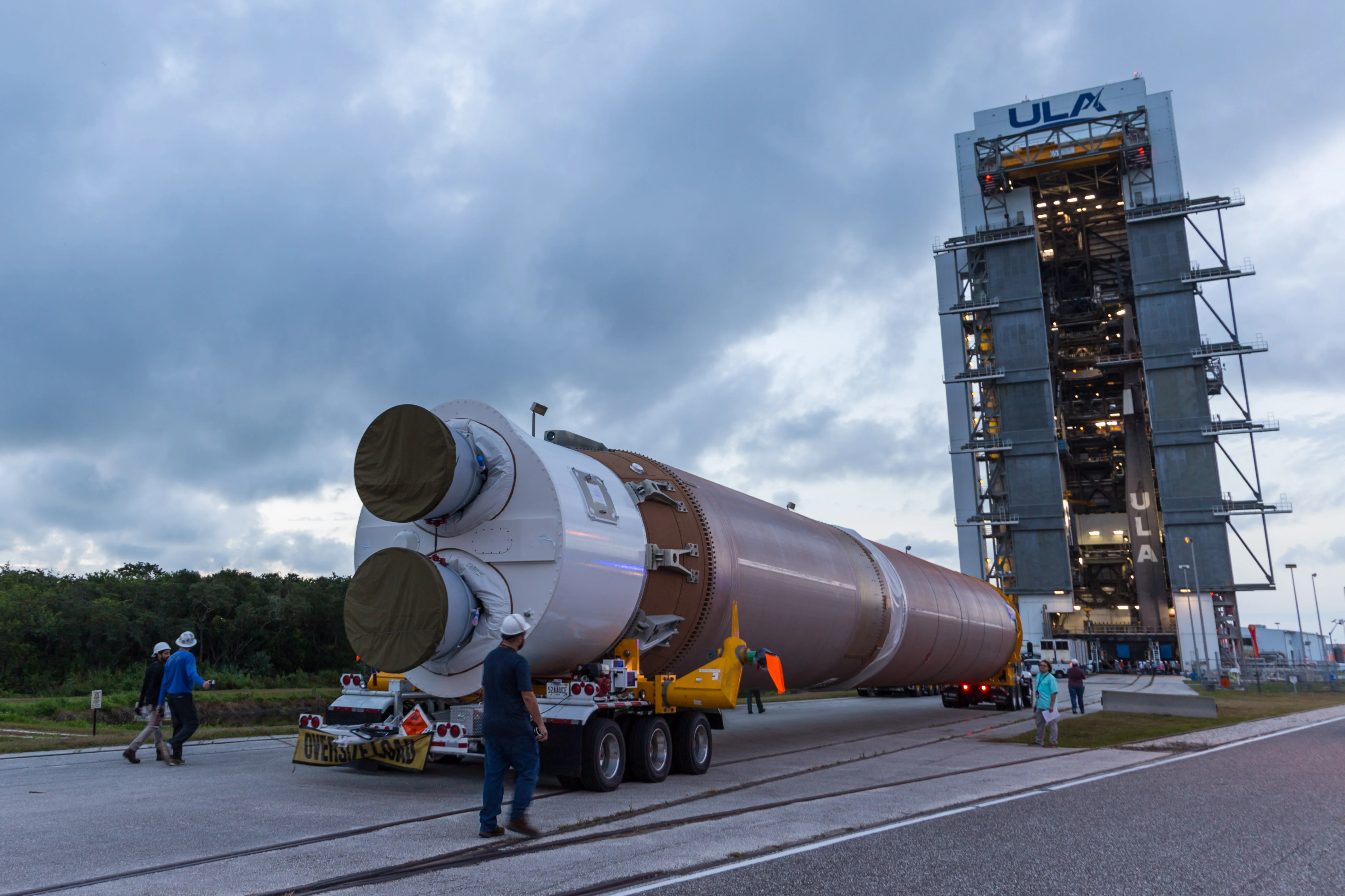 The Atlas V booster arrives at the VIF. Photo by United Launch Alliance