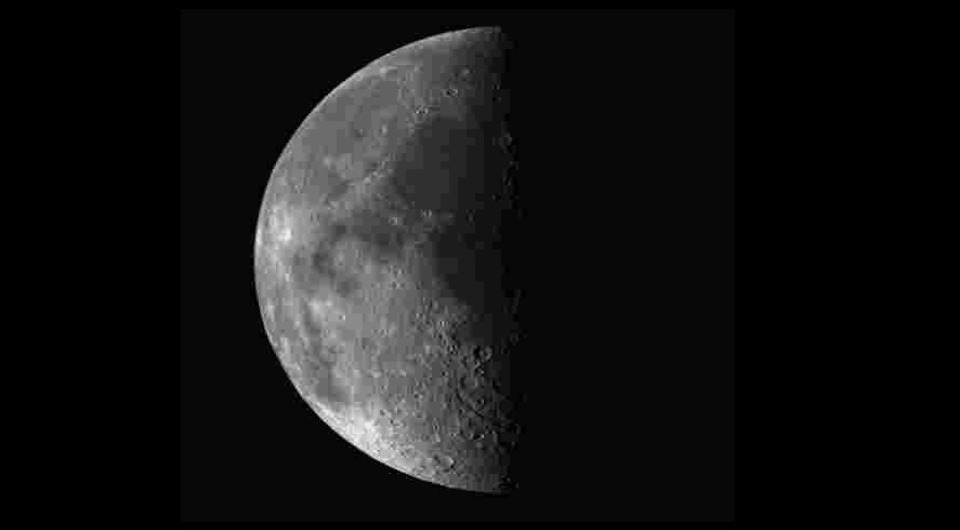 Снимок Луны, полученный SLIM 5 октября перед облетом