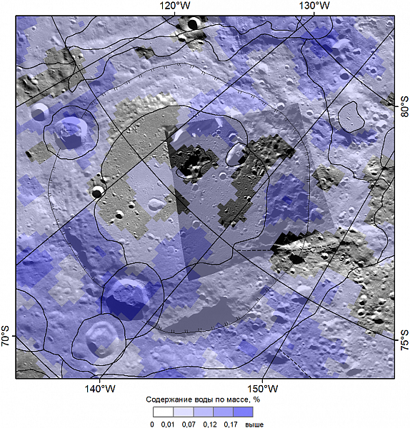 Лунный кратер Зееман, совмещение изображений, полученных с помощью лазерного альтиметра LOLA (LRO, NASA) и аппаратуры СТС-Л станции «Луна-25» (более темный фрагмент в центре изображения). Сине-голубой фон — карта массовой доли воды по данным российского нейтронного телескопа ЛЕНД на борту LRO (NASA). Контурами показаны участки поверхности, различные по геологическим характеристикам. Изображение: ИКИ РАН, 2023
