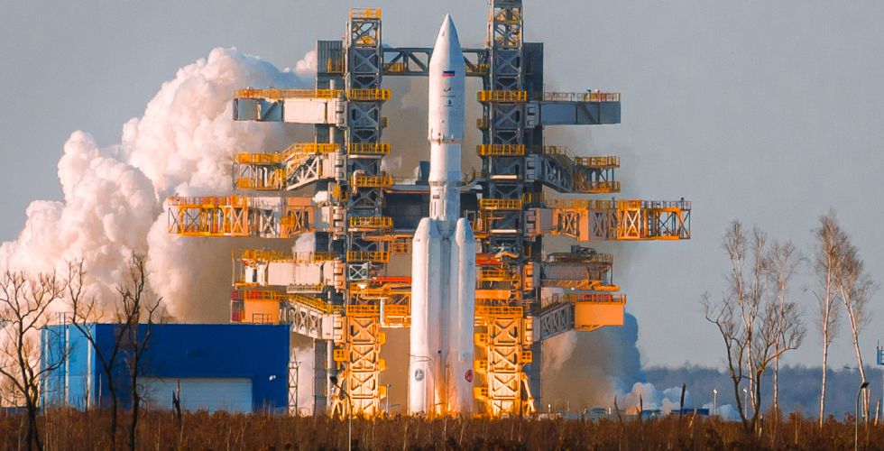 Николай Лапшин / Центр Хруничева