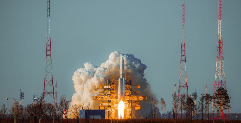 Николай Лапшин / Центр Хруничева