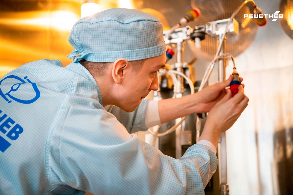 Во время испытаний в термокамере  имитируют штатные условия функционирования устройств исполнительной автоматики – критические высокие и низкие температуры