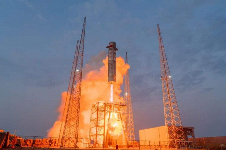 Китайский мини-Starship взлетел и мягко приземлился. Space Epoch успешно запустила первую в Поднебесной многоразовую ракету