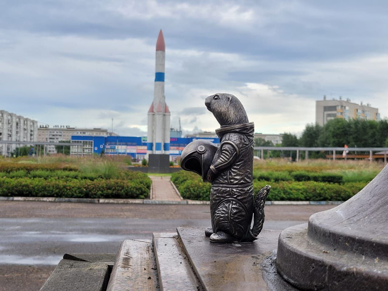В Красноярске установили суслика с космической историей