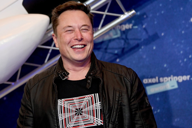 У Илона Маска грамотно выстроена модель развития космических программ